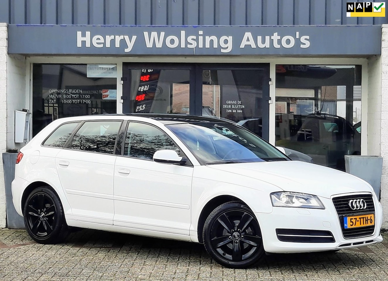 Audi A3 Sportback - 1.2 TFSI Autom , Xenon , Pdc , Cruise Clima - AutoWereld.nl