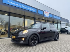 MINI Cooper - 1.5 Business | Airco | Cruise | Navi | Bluetooth |