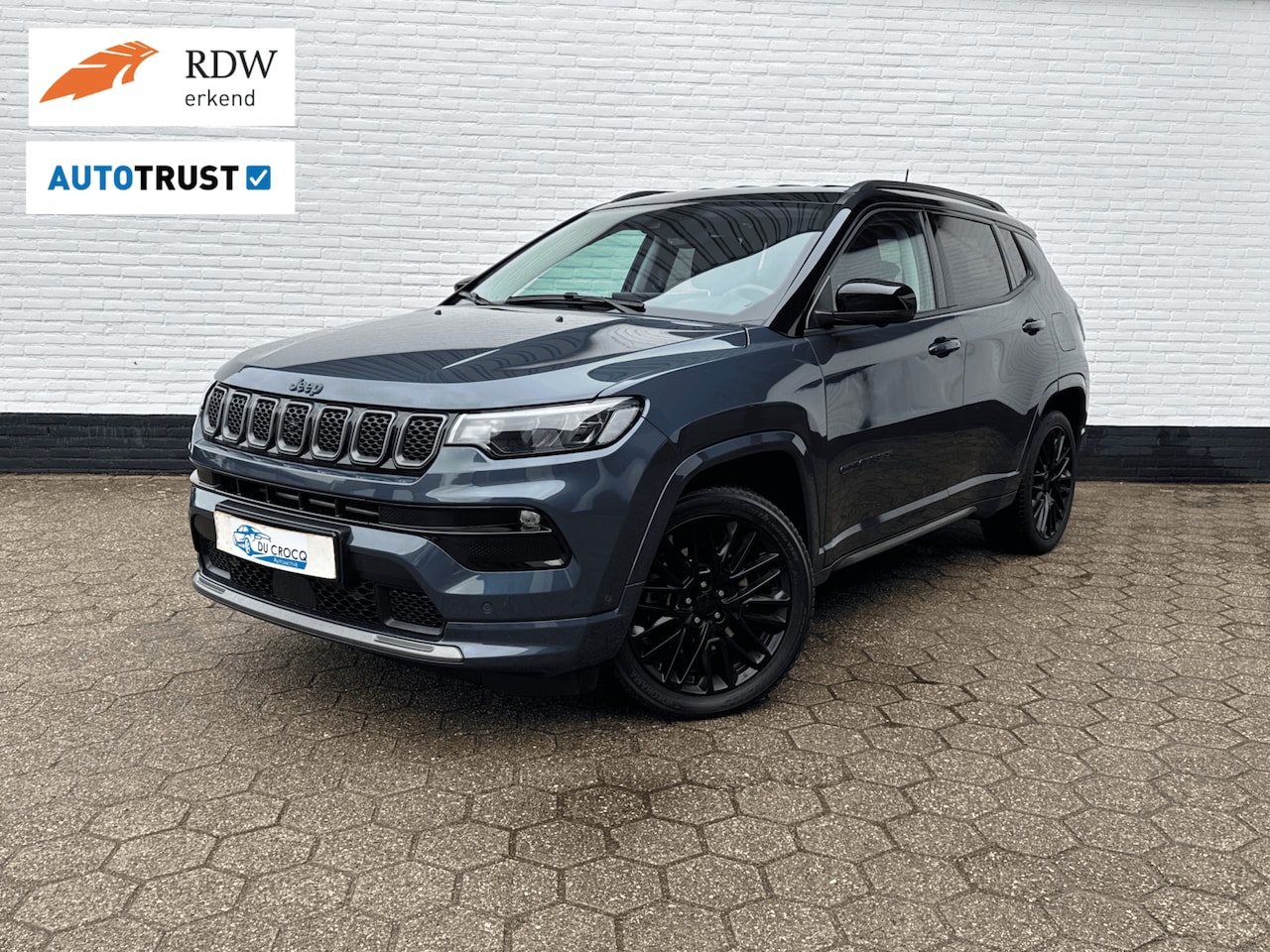 Jeep Compass - 4xe 240 Plug-in S 360 l ACC l ALPINE l TREKHAAK - AutoWereld.nl