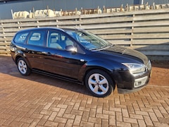 Ford Focus Wagon - 1.6-16V Futura Airco, Navigatie