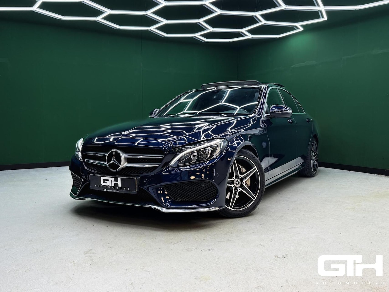 Mercedes-Benz C-klasse - 180 CDI AMG Pano | Taxi klaar | NAP - AutoWereld.nl