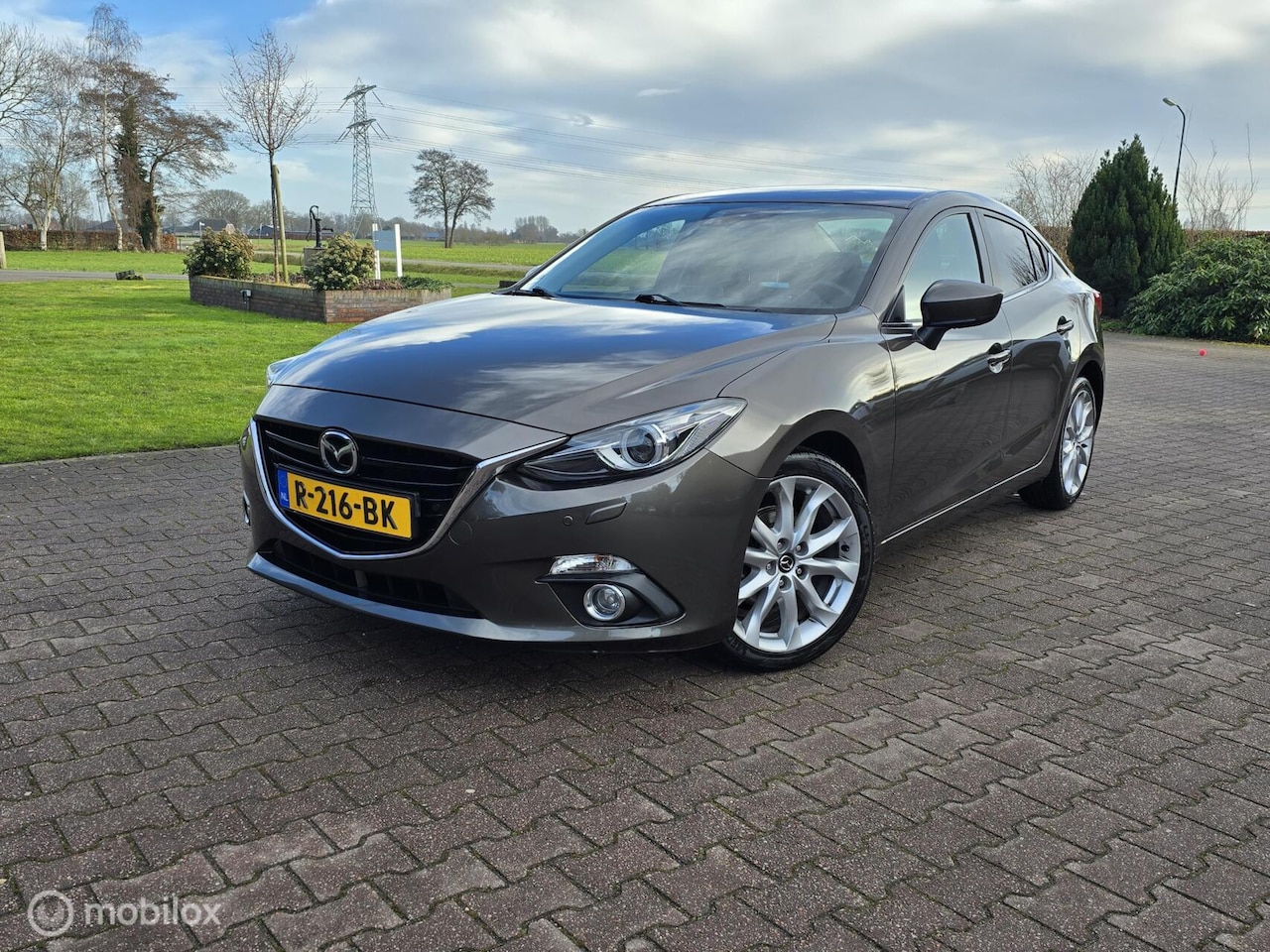 Mazda 3 - 2.0 TS+/AUTOMAAT/NAVI/CRUISE/PDC/18 INCH/RIJKLAAR - AutoWereld.nl