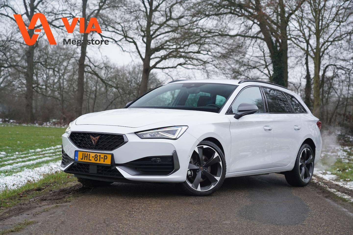 CUPRA Leon Sportstourer - 2.0 TSi 190PK | Camera | Stoel + Stuurverw. | LED | Full Options. - AutoWereld.nl
