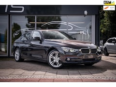 BMW 3-serie - SOH 90%|330e Edition Luxury Line Purity High Executive Lane Assist|Dealer OH|Grootscherm N