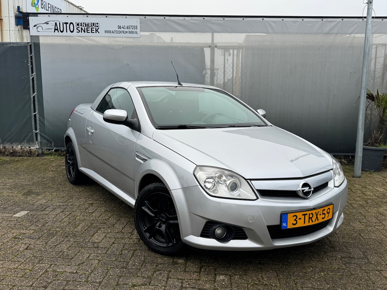 Opel Tigra TwinTop - 1.4-16V Enjoy - NWE APK - Airco - Cruise - AutoWereld.nl