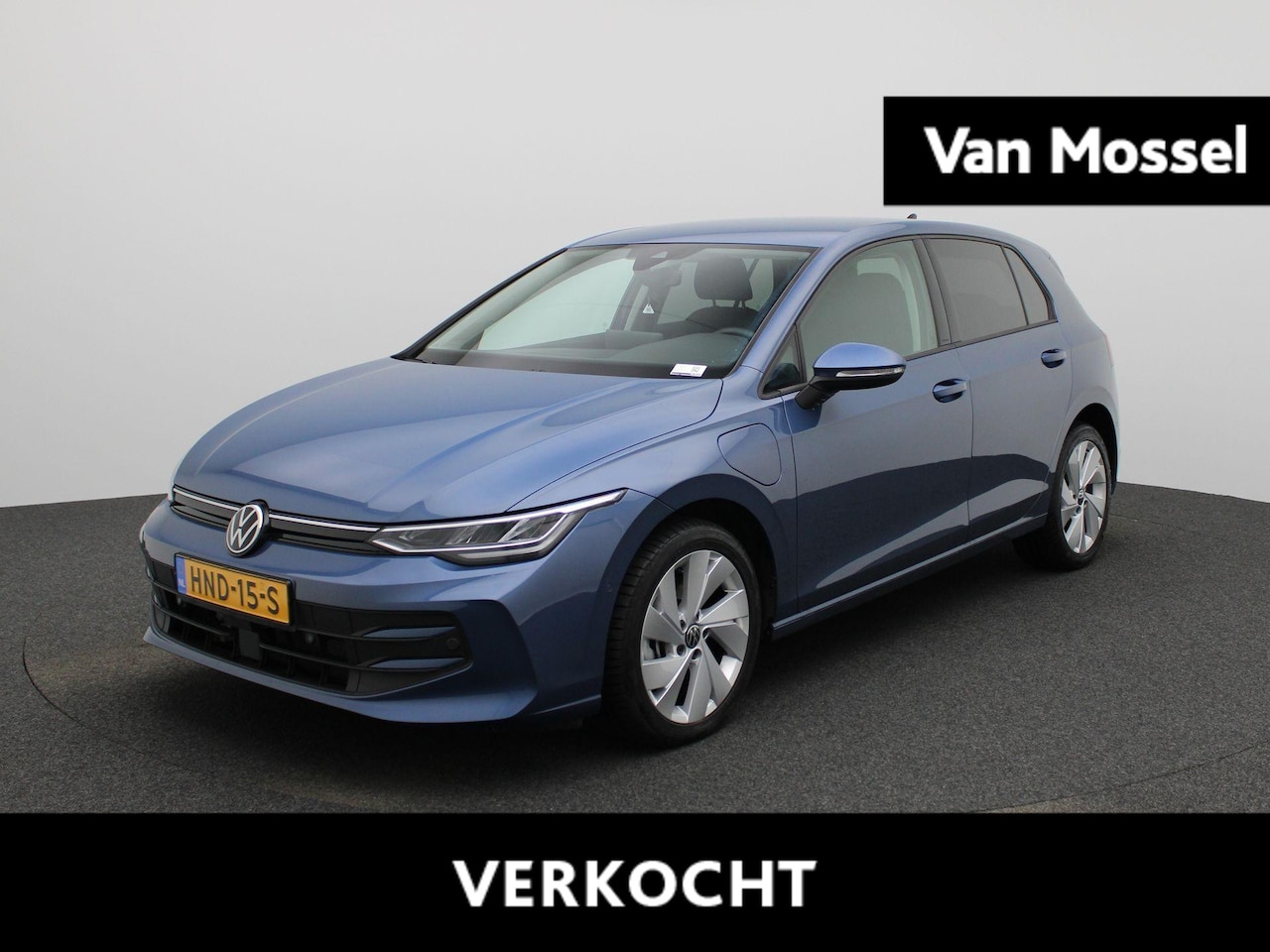 Volkswagen Golf - 1.5 eHybrid Life Edition Apple carplay | Cruise Control | Airco | 17 Inch Velgen | Camera - AutoWereld.nl