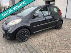 Peugeot 107 - 1.0-12V Urban Move 5deurs airco