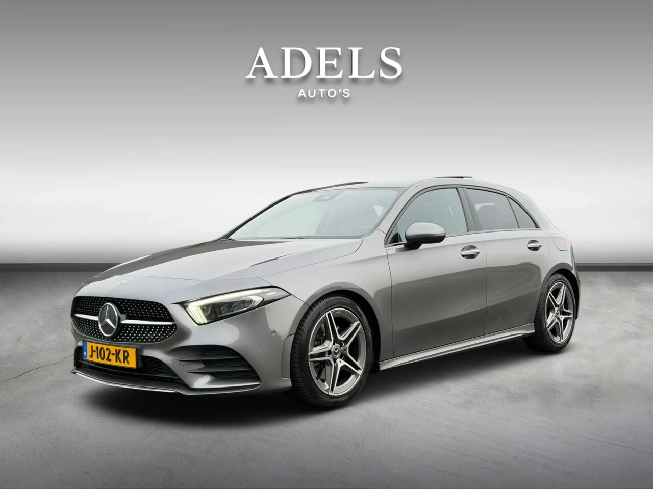 Mercedes-Benz A-klasse - 220 4MATIC Premium Plus AMG Line Panodak Burmester Night Pakket Camera - AutoWereld.nl