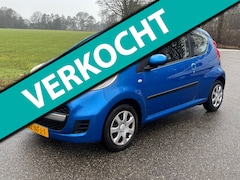 Peugeot 107 - 1.0-12V XS |nieuwe apk bij levering | airco | frisse auto | blanke lak voorbumper niet top