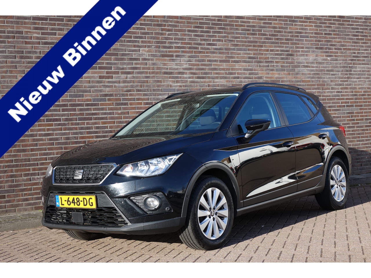 SEAT Arona - 1.0 TSI Style Business Intense Full options! Navi, Parkeerassist - AutoWereld.nl