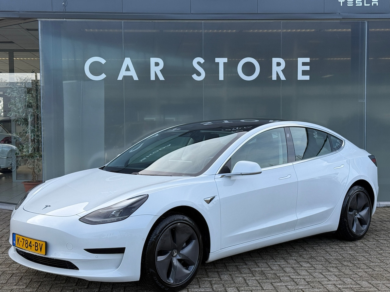Tesla Model 3 - Standard RWD Plus 60 kWh 93% SOH Autopilot - AutoWereld.nl