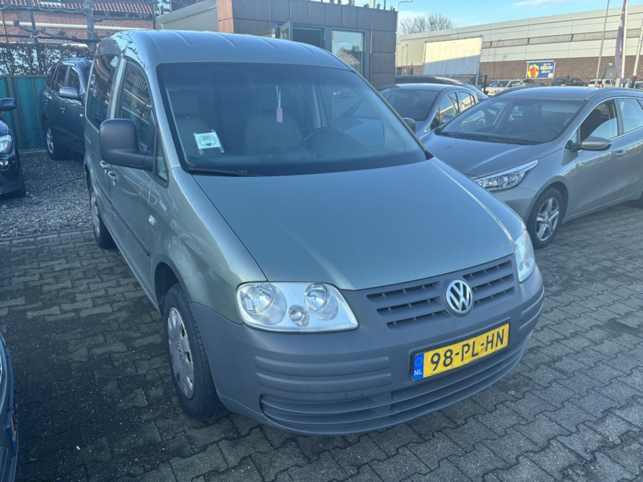Volkswagen Caddy - BENZINE 1.6 Comfortline 5p. - AutoWereld.nl