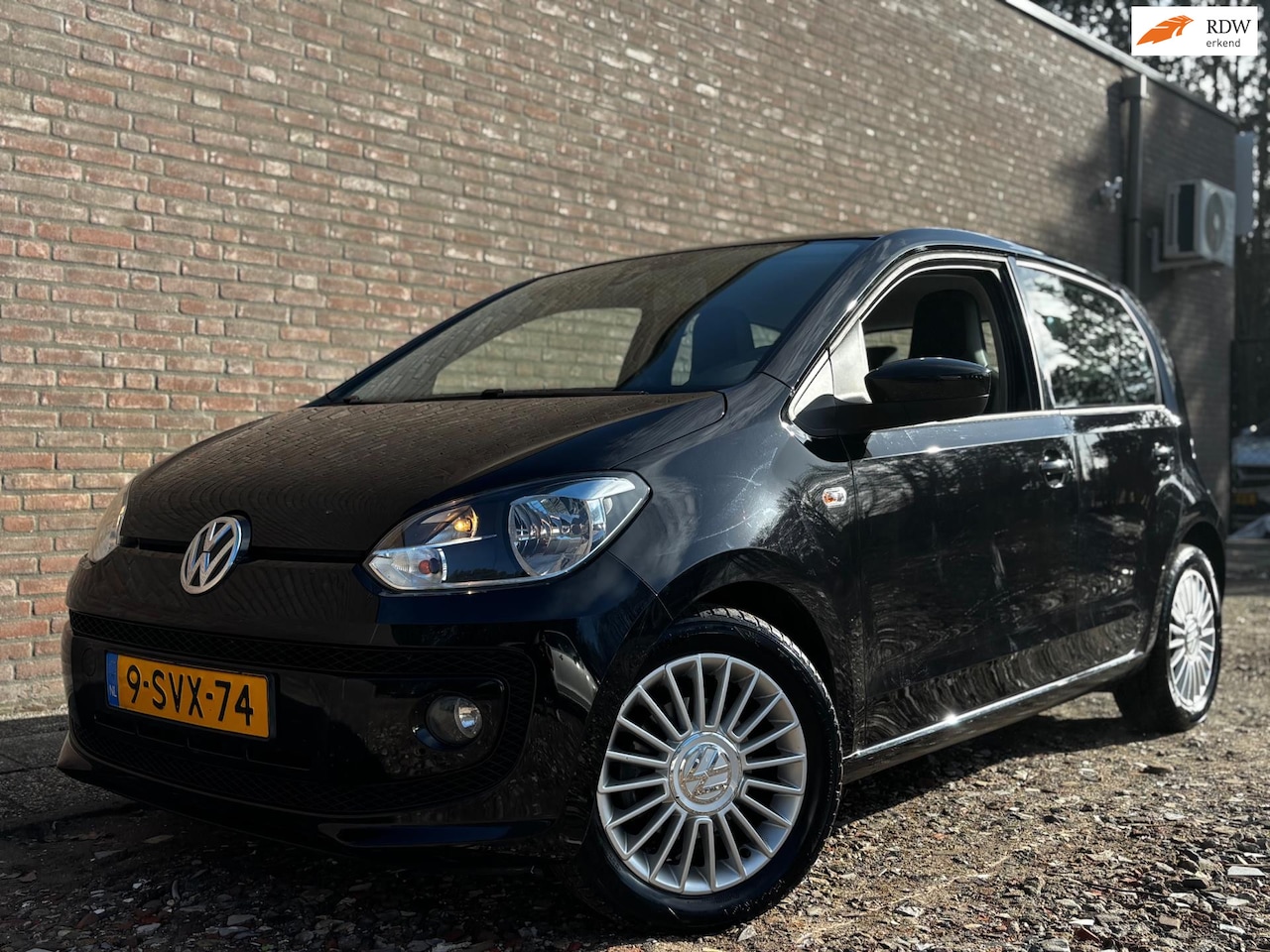 Volkswagen Up! - 1.0 high up! BlueMotion 1.0 high up! BlueMotion - AutoWereld.nl