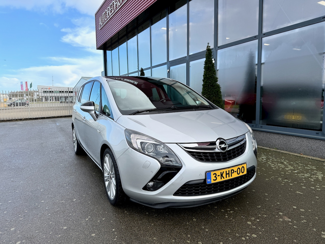 Opel Zafira Tourer - 1.4 Cosmo 7p. NAVI ECC PANORAMA - AutoWereld.nl