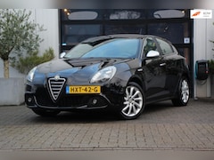 Alfa Romeo Giulietta - 1.4 T Turbo Turismo - LEDER - SPORTIVA - STOEL VERW - CARPLAY - CRUISE CONTROL - CAMERA +