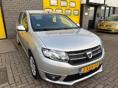 Dacia Sandero - 0.9 TCe Lauréate|APK|boekjes