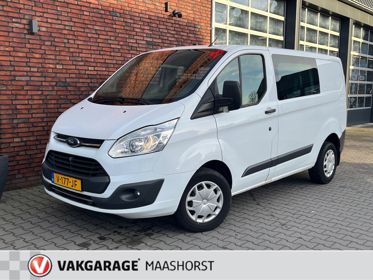 Ford Transit Custom - 270 2.0 TDCI L1H1 Trend DC AchteruitrijCam./PDCAirco/Cruise/Trekhaak - AutoWereld.nl
