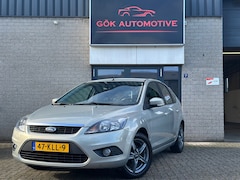 Ford Focus - 1.8 Limited / PDC / Navi / NAP / Voorruit verwarming / 2De Eigenaar / LM Velgen