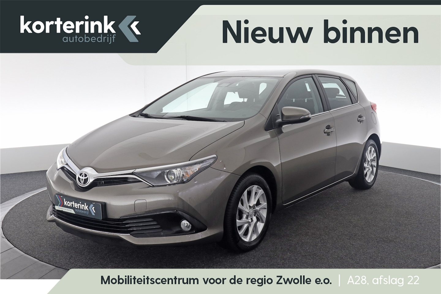 Toyota Auris - 1.2T Aspiration - AutoWereld.nl