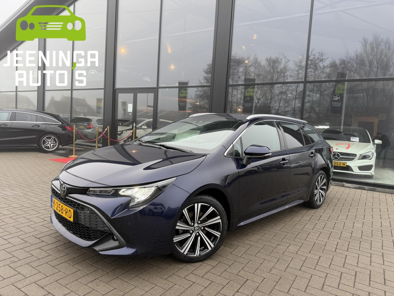 Toyota Corolla Touring Sports - 1.2 Turbo Dynamic|Camera|Trekhaak|Stoelverwarming - AutoWereld.nl