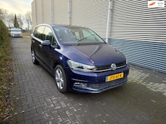 Volkswagen Touran - 1.4 TSI Highline MFS/PDC/Clima LAGE KM