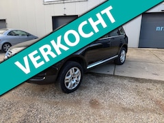 Volkswagen Touareg - 4.2 V8