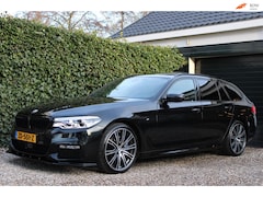 BMW 5-serie Touring - 530i Executive | M-pakket | ACC | HUD | Stuur- stoelverwarming