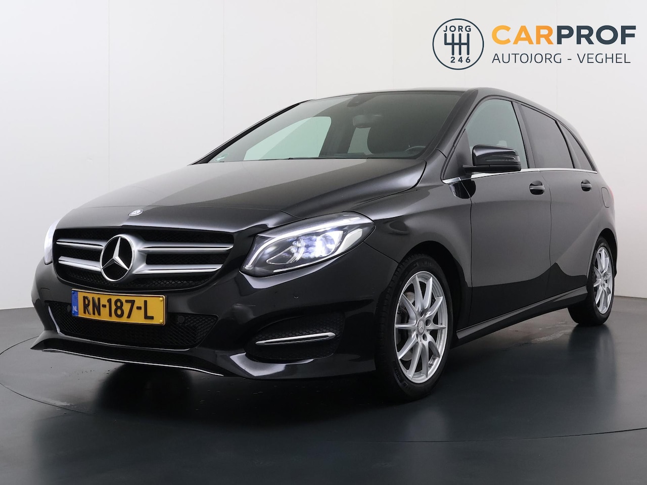 Mercedes-Benz B-klasse - 200 Ambition Leder | Trekhaak | Navigatie | Automaat | Dealer onderhouden - AutoWereld.nl