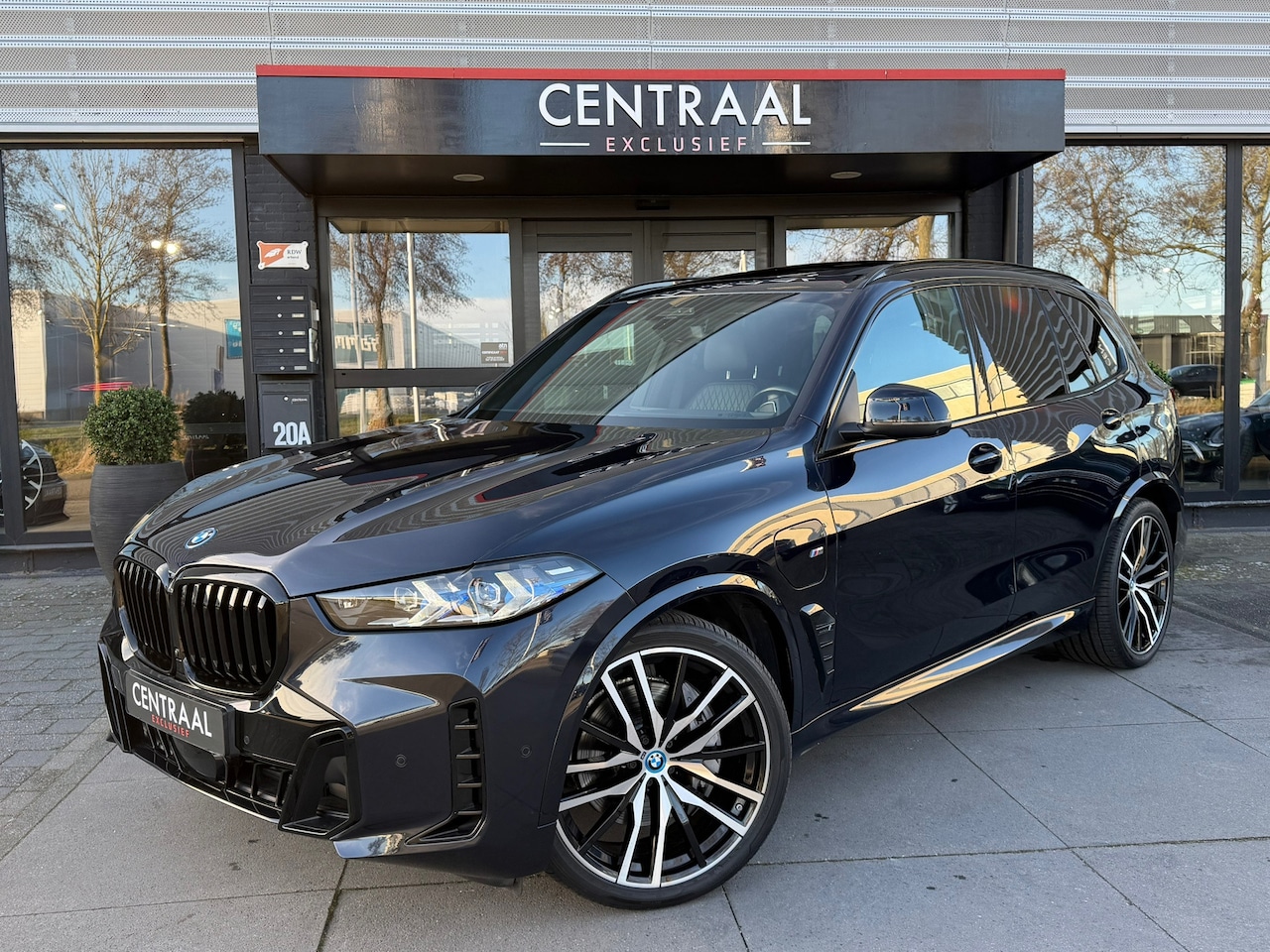 BMW X5 - XDrive50e Edition Pano|Skylounge|Harman&Kardon|Keyless|Memory|490PK|ACC - AutoWereld.nl