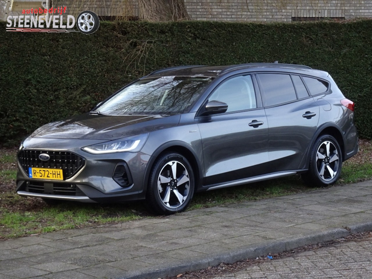 Ford Focus Wagon - 1.0 125pk Hybrid Active Style met Camera en Winterpack - AutoWereld.nl
