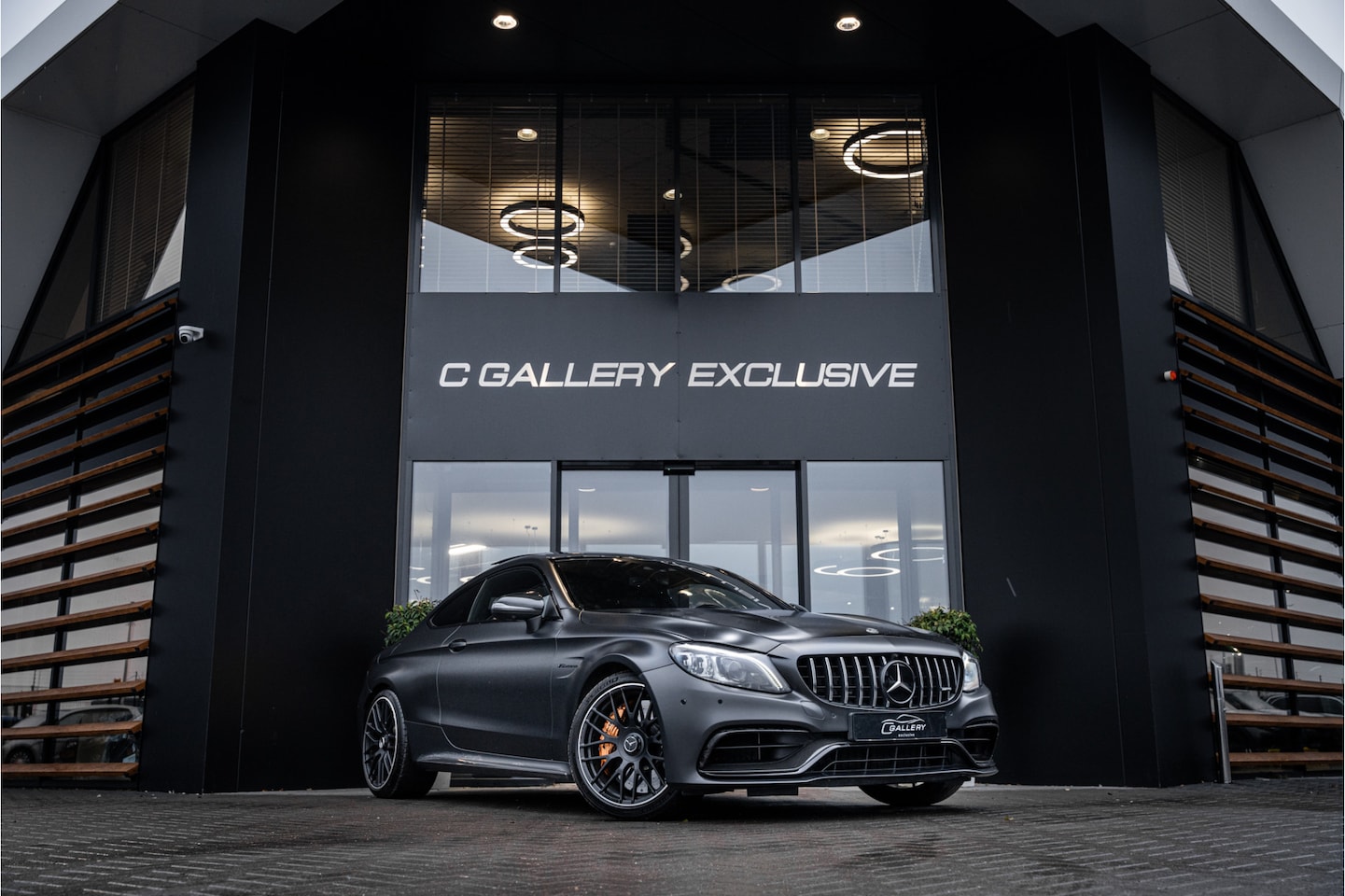 Mercedes-Benz C-klasse Coupé - AMG C63 S Premium Plus Pack - Carbon Pakket | Panorama | Burmester | Keramisch | Stoelkoel - AutoWereld.nl