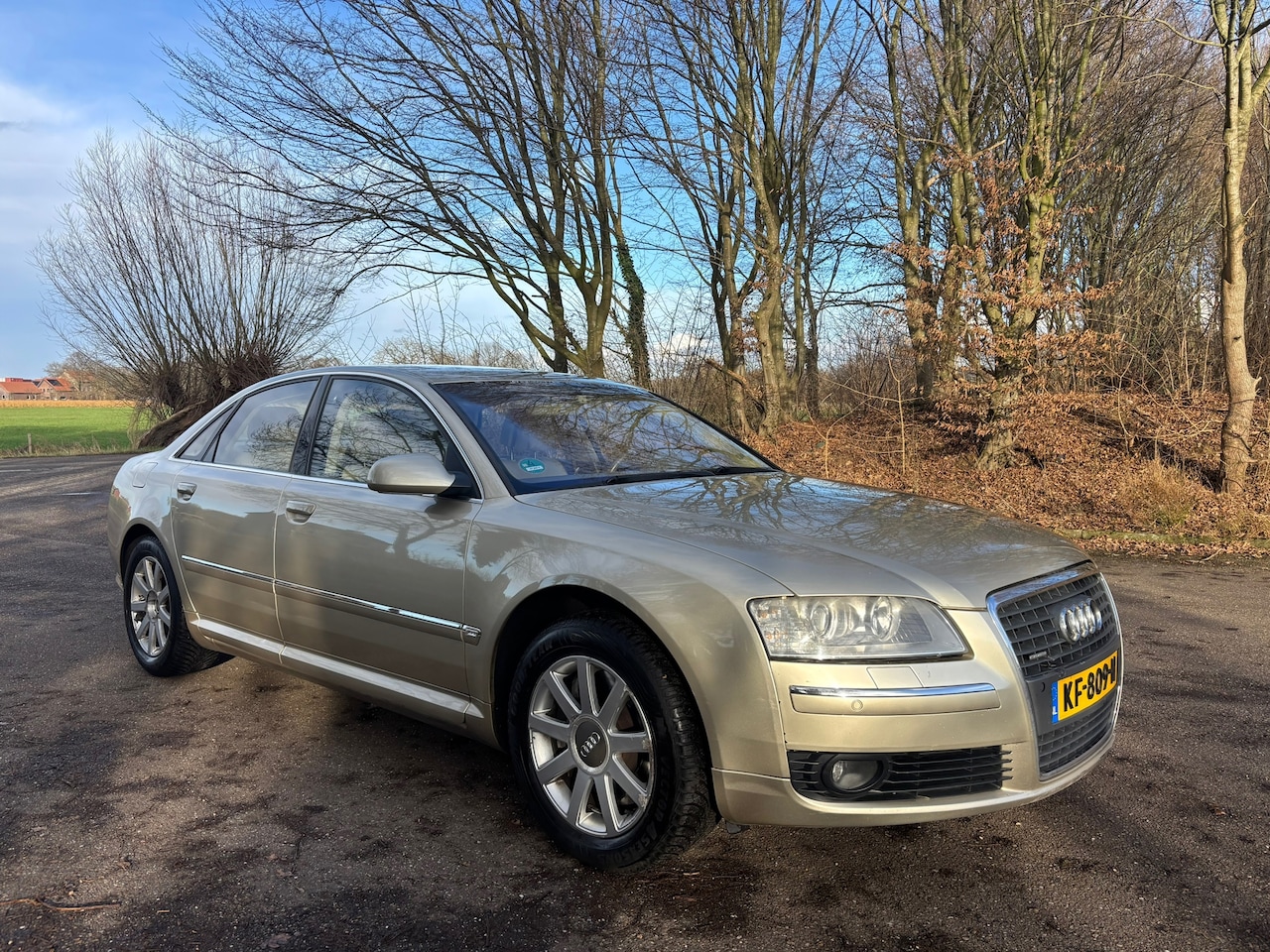 Audi A8 - 4.2 V8 quattro Pro Line | APK 11-2026 - AutoWereld.nl