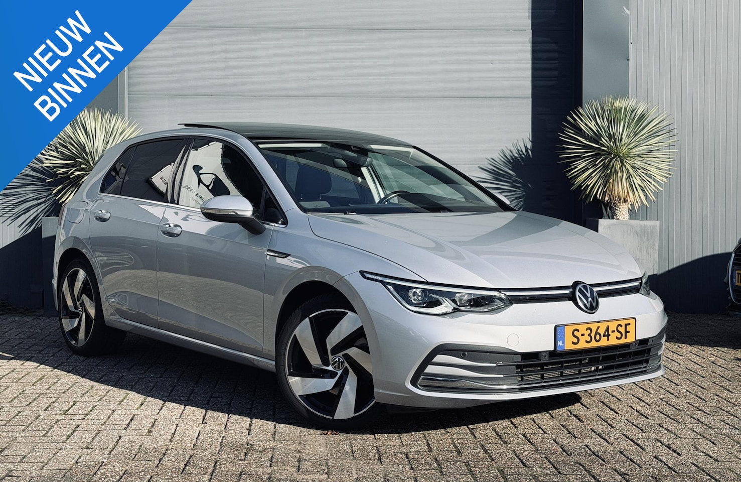 Volkswagen Golf - 1.5 TSI Highline 1.5 TSI Highline - AutoWereld.nl