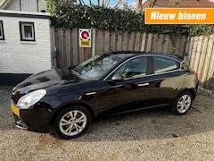 Alfa Romeo Giulietta - 1.4 T DISTINCTIVE automaat