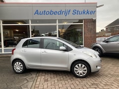 Toyota Yaris - 1.3 Vvt-i Linia Sol Airco Trekhaak