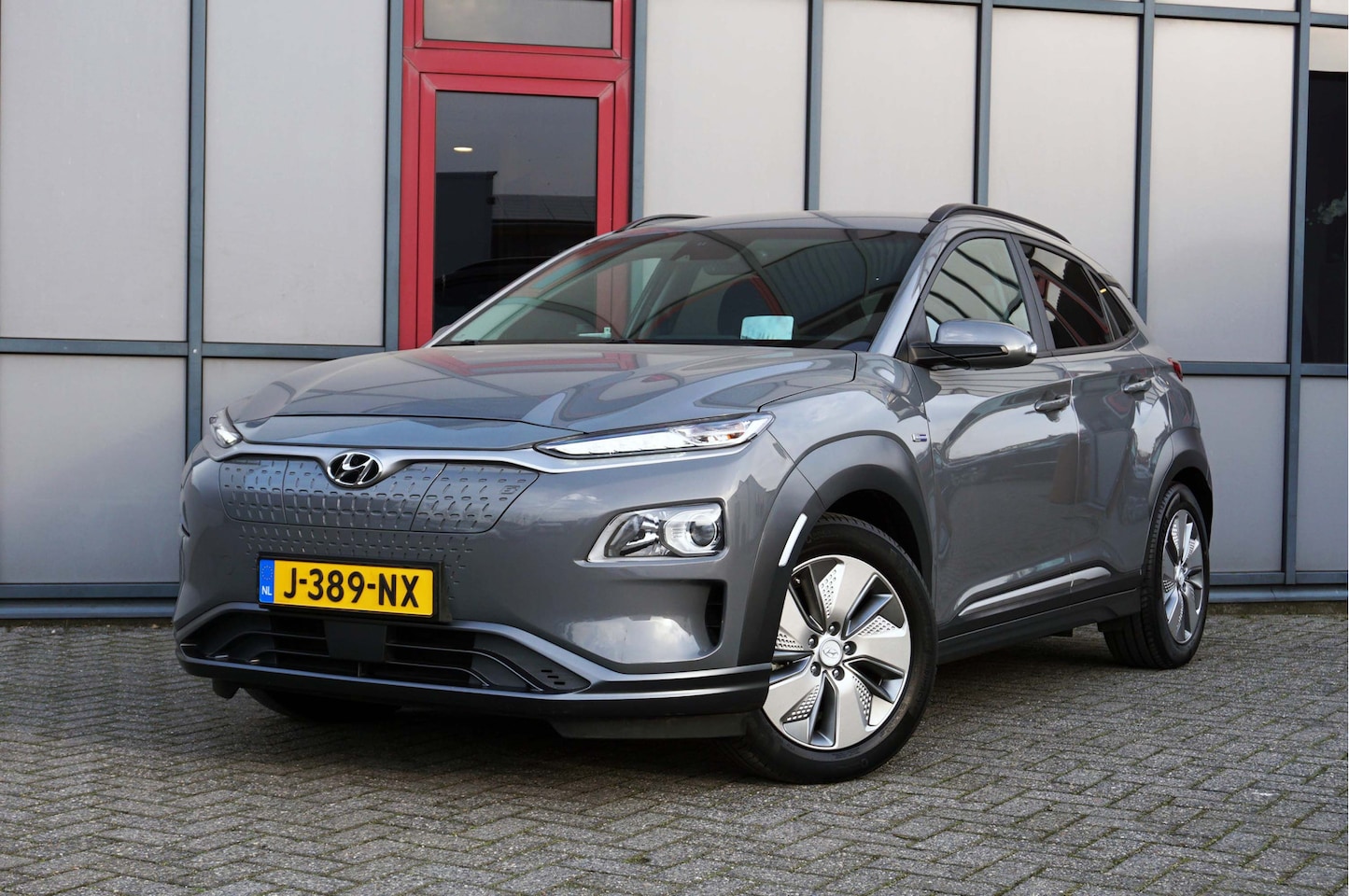 Hyundai Kona Electric - EV Fashion 39kWh 3-Fase SOH 93% Trekhaak - AutoWereld.nl