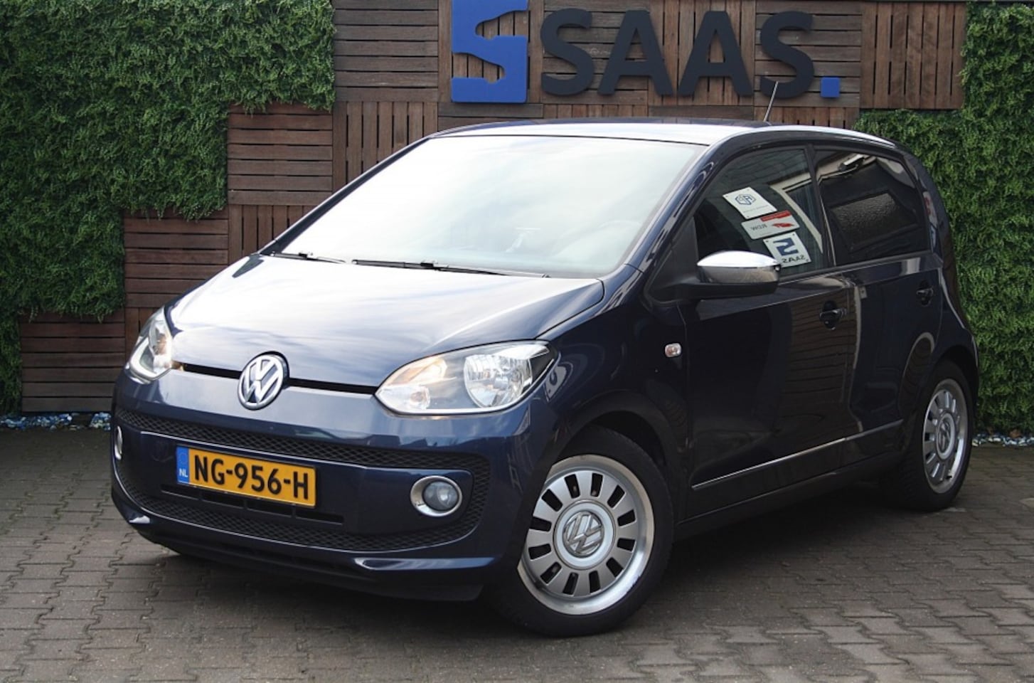Volkswagen Up! - High up! / Navi / Cruise Cntrl. / PDC / Ondh.Volledig - AutoWereld.nl