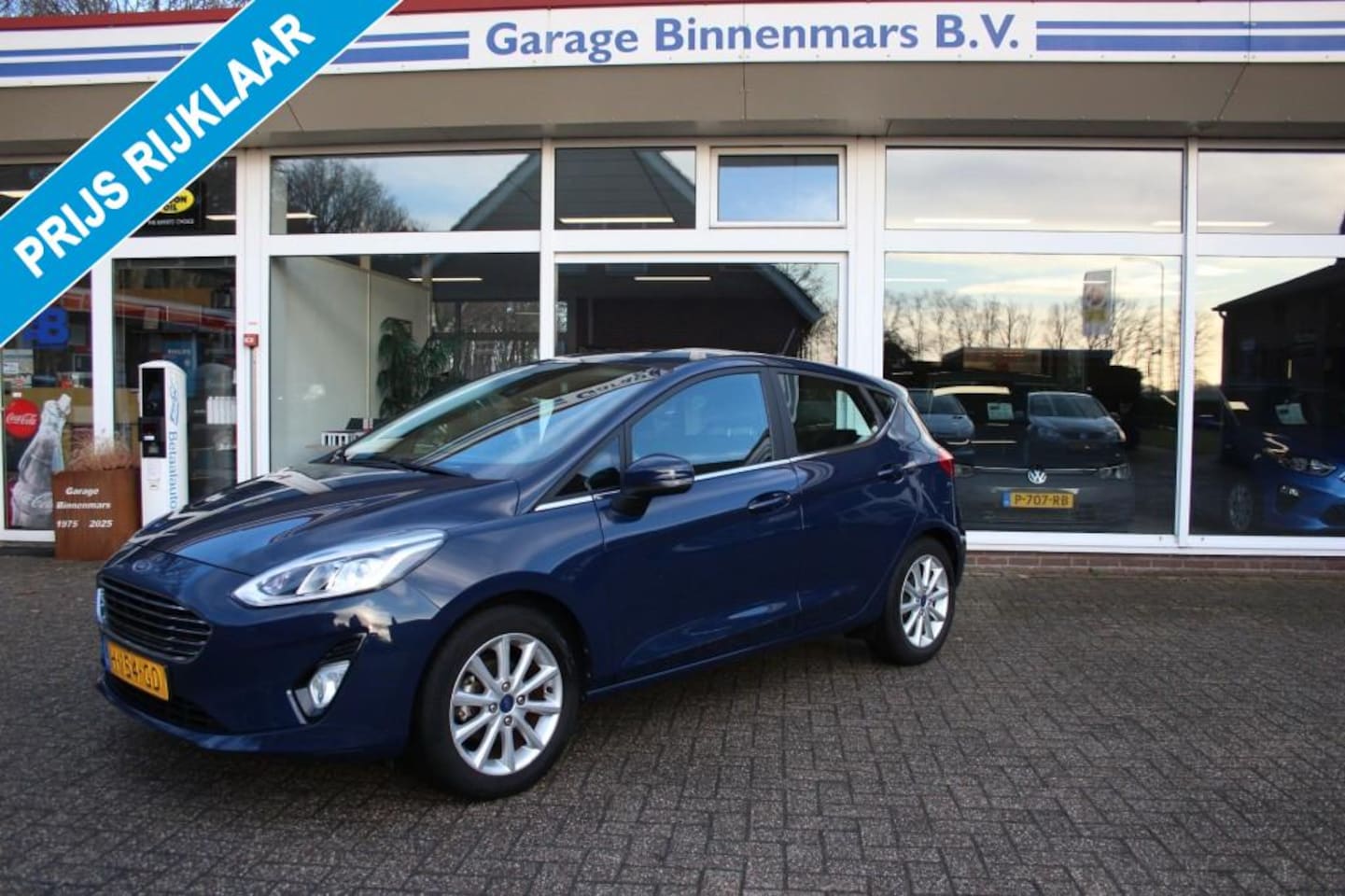 Ford Fiesta - 1.0 EcoBoost Titanium 1.0 EcoBoost Titanium, Lichtm, Stuur/stoel en voorruitverw. PDC - AutoWereld.nl