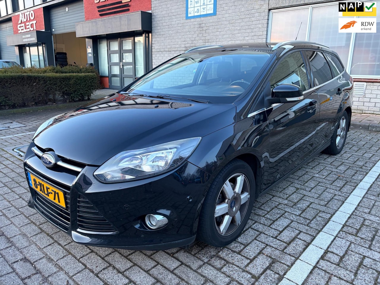 Ford Focus Wagon - 1.0 EcoBoost Edition Plus / Navi / Trekhaak / Airco - AutoWereld.nl