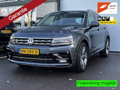 Volkswagen Tiguan - 2.0 TSI 4Motion Highline R-line Pano DSG Keyless Leer Vol trekhaak