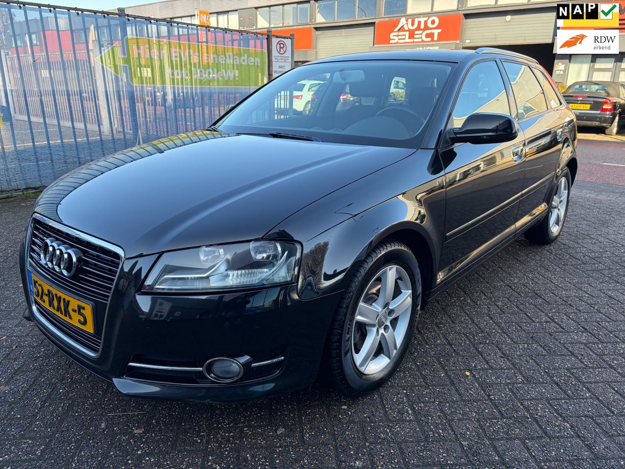 Audi A3 Sportback - 1.2 TFSI Attraction Pro Line Business 1.2 TFSI Attraction Pro Line Business - AutoWereld.nl