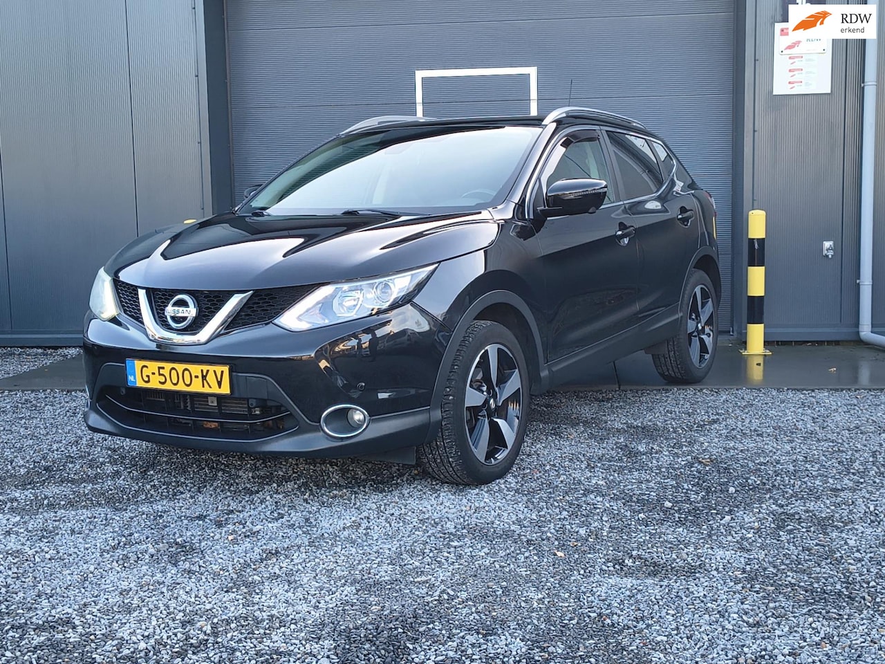 Nissan Qashqai - 1.2 Connect Edition Pano Airco 360°Cam - AutoWereld.nl