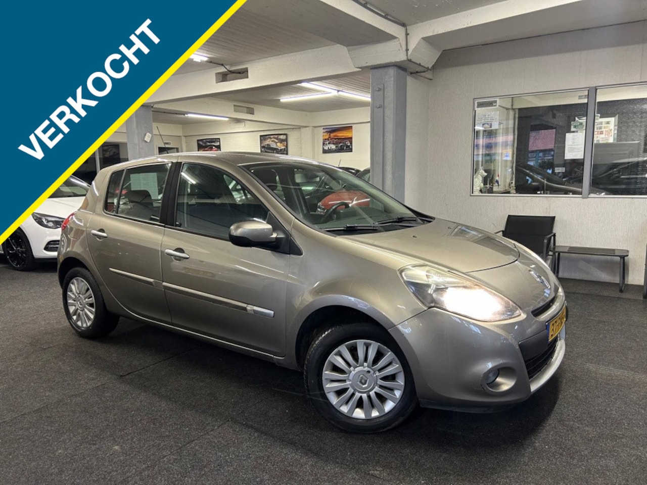 Renault Clio - 1.2 TCe Collection*NAP*5deurs*Airco*Velgen - AutoWereld.nl