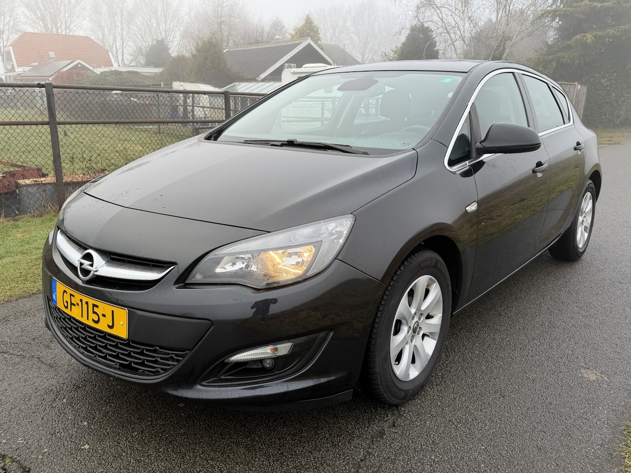 Opel Astra - 1.4 Turbo Blitz Airco/Cruise/PDC/ NL-AUTO! - AutoWereld.nl