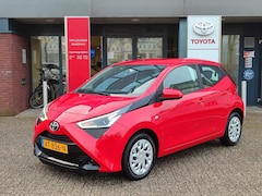 Toyota Aygo X - X-PLAY AIRCO BLUETOOTH CAMERA APPLE/ANDROID DAB+ EL-RAMEN/SPIEGELS NL-AUTO