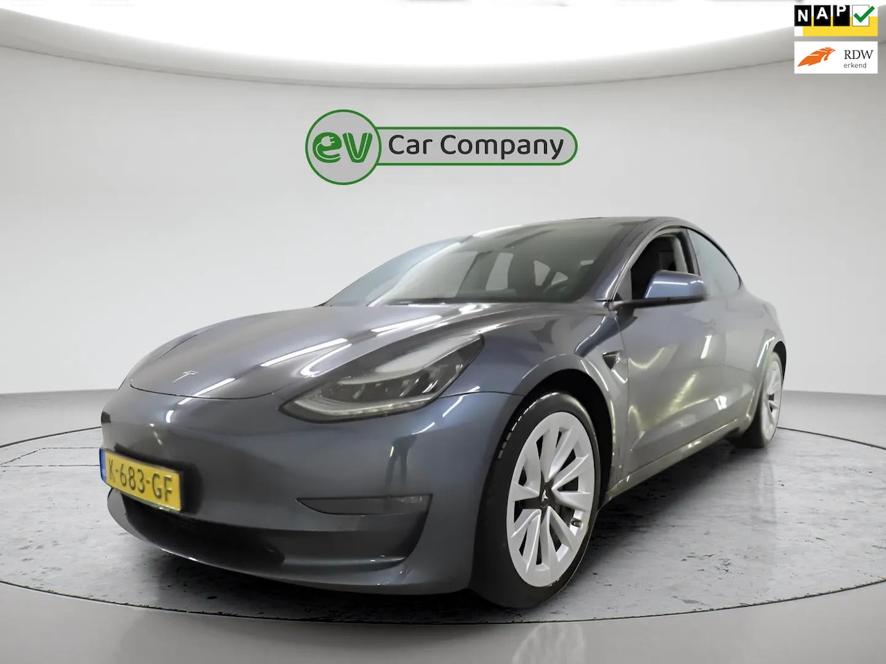 Tesla Model 3 - Long Range RWD Long Range AWD 75 kWh | SOH 87% | Facelift | 19 Inch | Warmtepomp | Autopilot | 1e Eigenaa - AutoWereld.nl