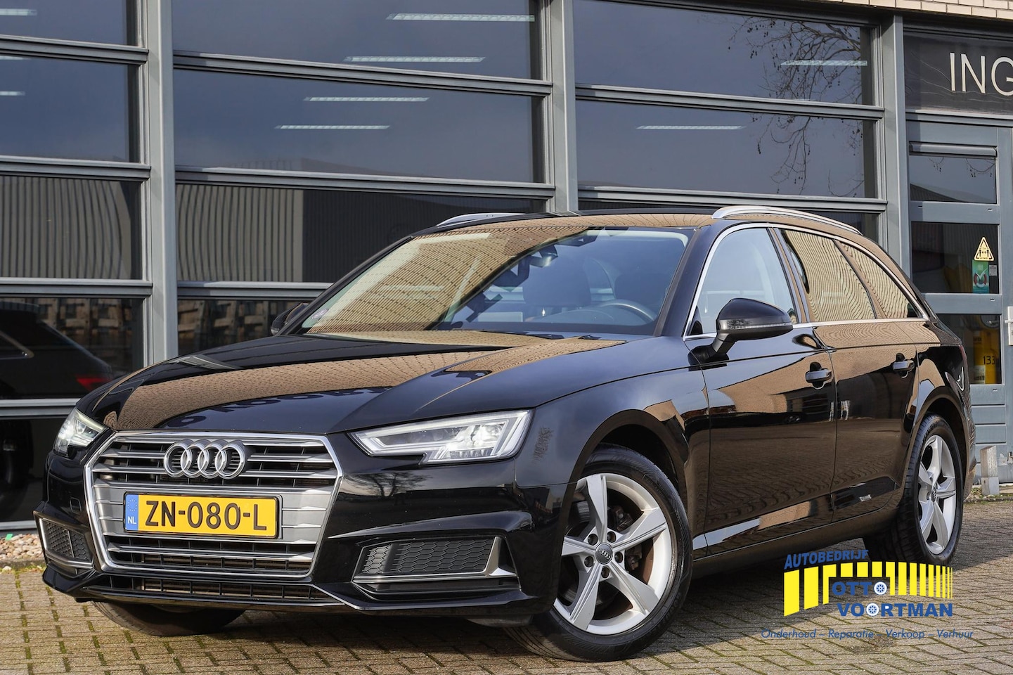 Audi A4 Avant - 35 TFSI Sport Ed. Netjes bereden en onderh.|NL-auto| - AutoWereld.nl