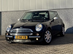 MINI Cooper - 1.6 Automaat / New APK/ Sport velgen