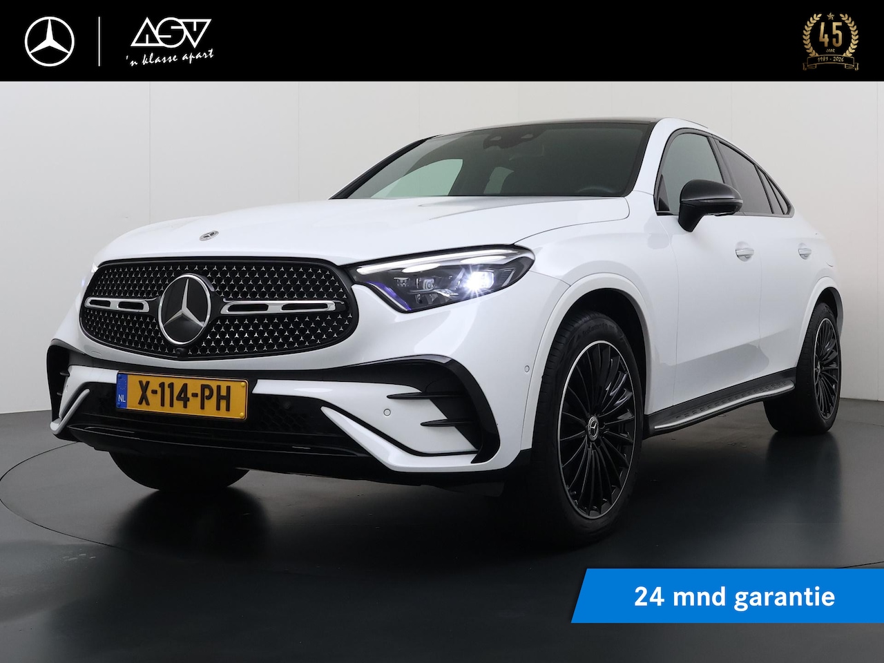 Mercedes-Benz GLC-klasse Coupé - 300e 4MATIC AMG Line | Luchtvering en Achteras besturing | Panorama - Schuifdak | Trekhaak - AutoWereld.nl