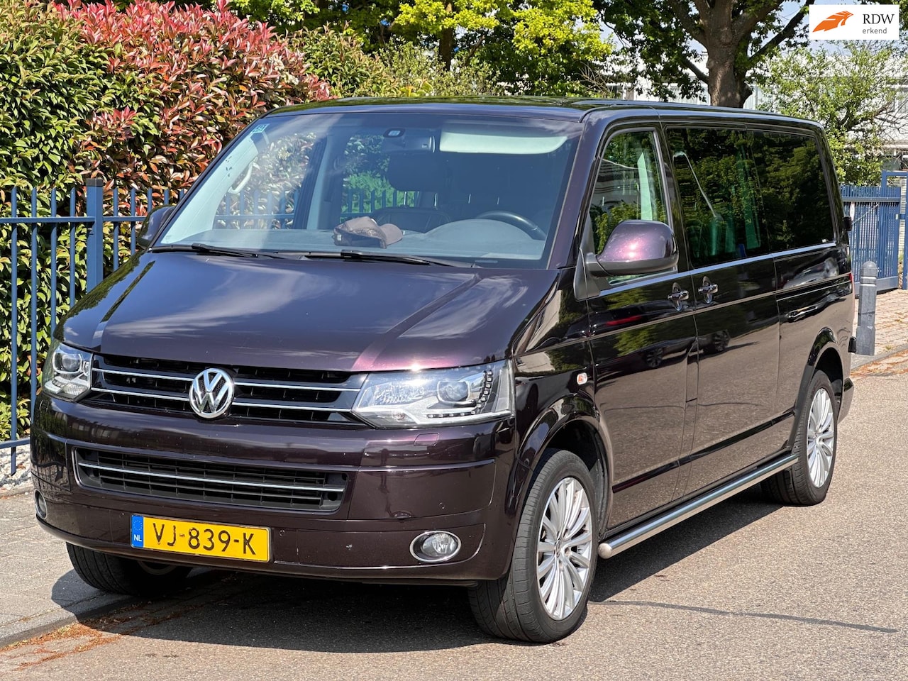 Volkswagen Transporter - 2.0 TDI L2H1 DC Highline PANO/DSG/XENON - AutoWereld.nl
